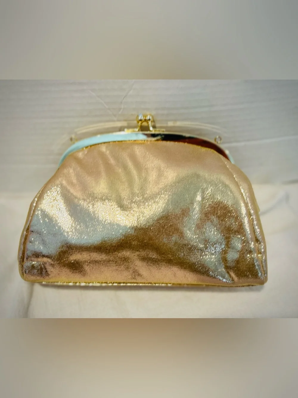 Nina Kiss Lock Pearl Handle Metallic Gold Fairy Clutch Crossbody Purse Prom